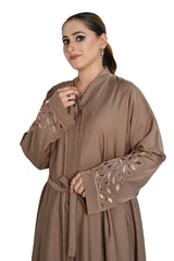 Elegant Brown Abaya with Embroidered Sleeves & Belt – Modest Fashion